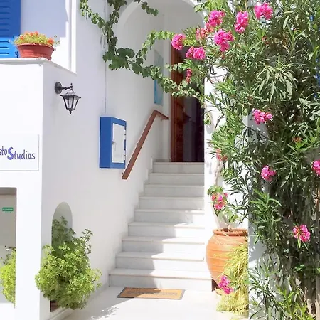Nostos At Saint George Agios Georgios Chora Naxos Town Appart hôtel
